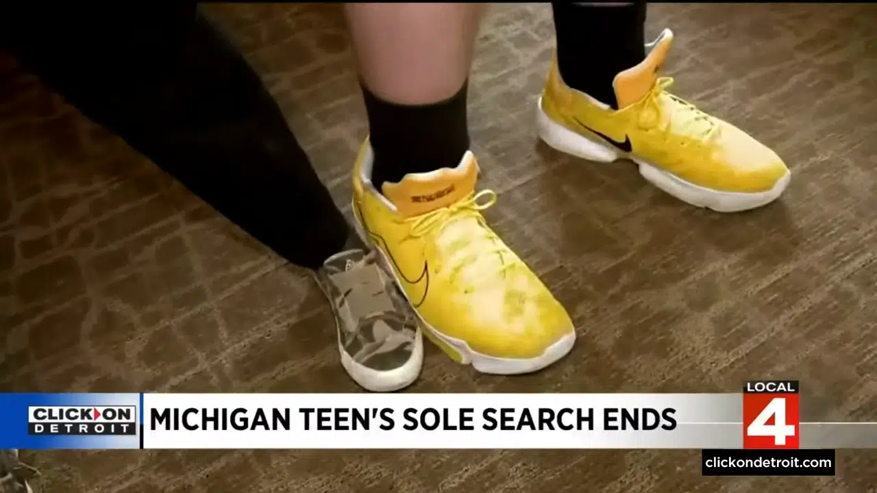 Eric's enormous shoesize
